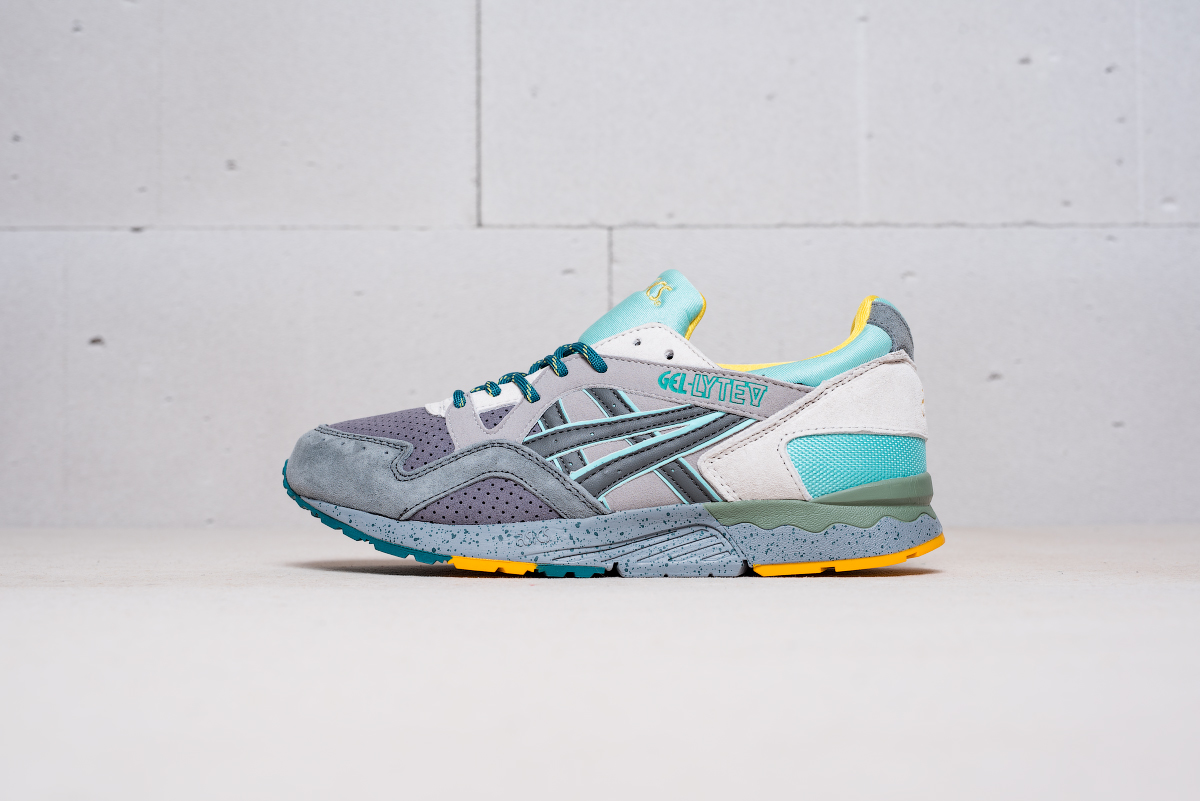 ASICS Street