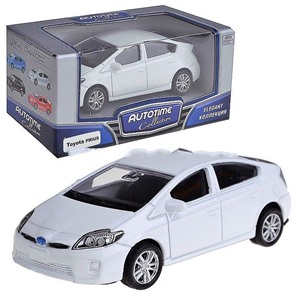 Машина Toyota Prius 3