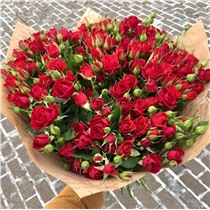 Букет из 39 веточек кустовых роз